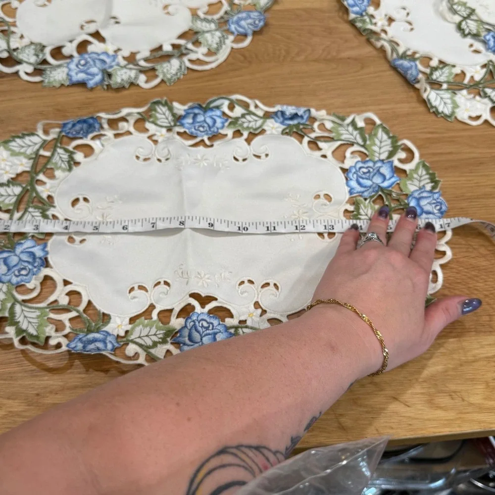 4pc Blue Rose Embroidered Table Linen Set Cutwork Floral Doilies Placemats White